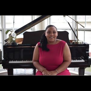 Meet your Posher, Nadia